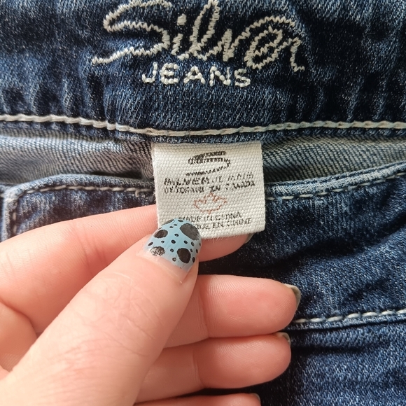 Silver Jeans Co. Medium Blue Wash Denim Aiko Bootcut Jean Size 20 - Picture 2 of 5